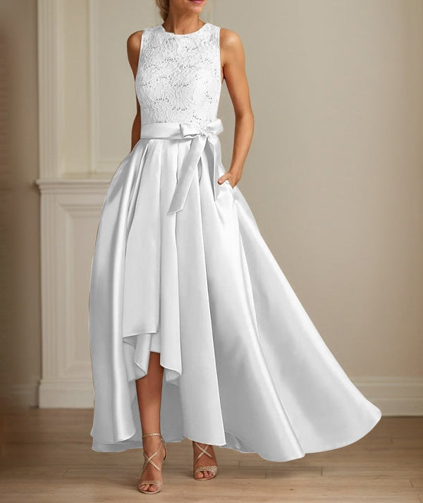 A-Line/Princess Jewel Neck Sleeveless Mother Of The Bride Dresses With Pleats Lace