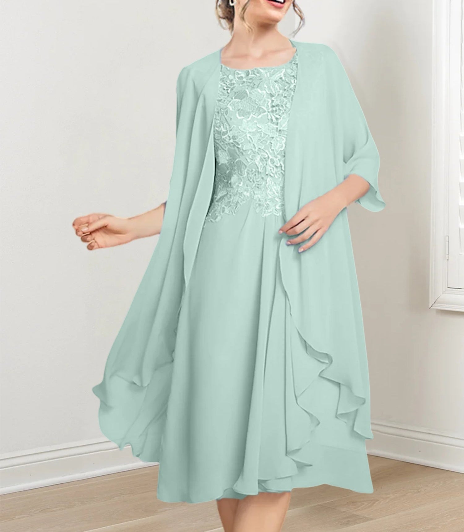 A-Line/Princess Scoop Knee-Length Mother of the Bride Dresses