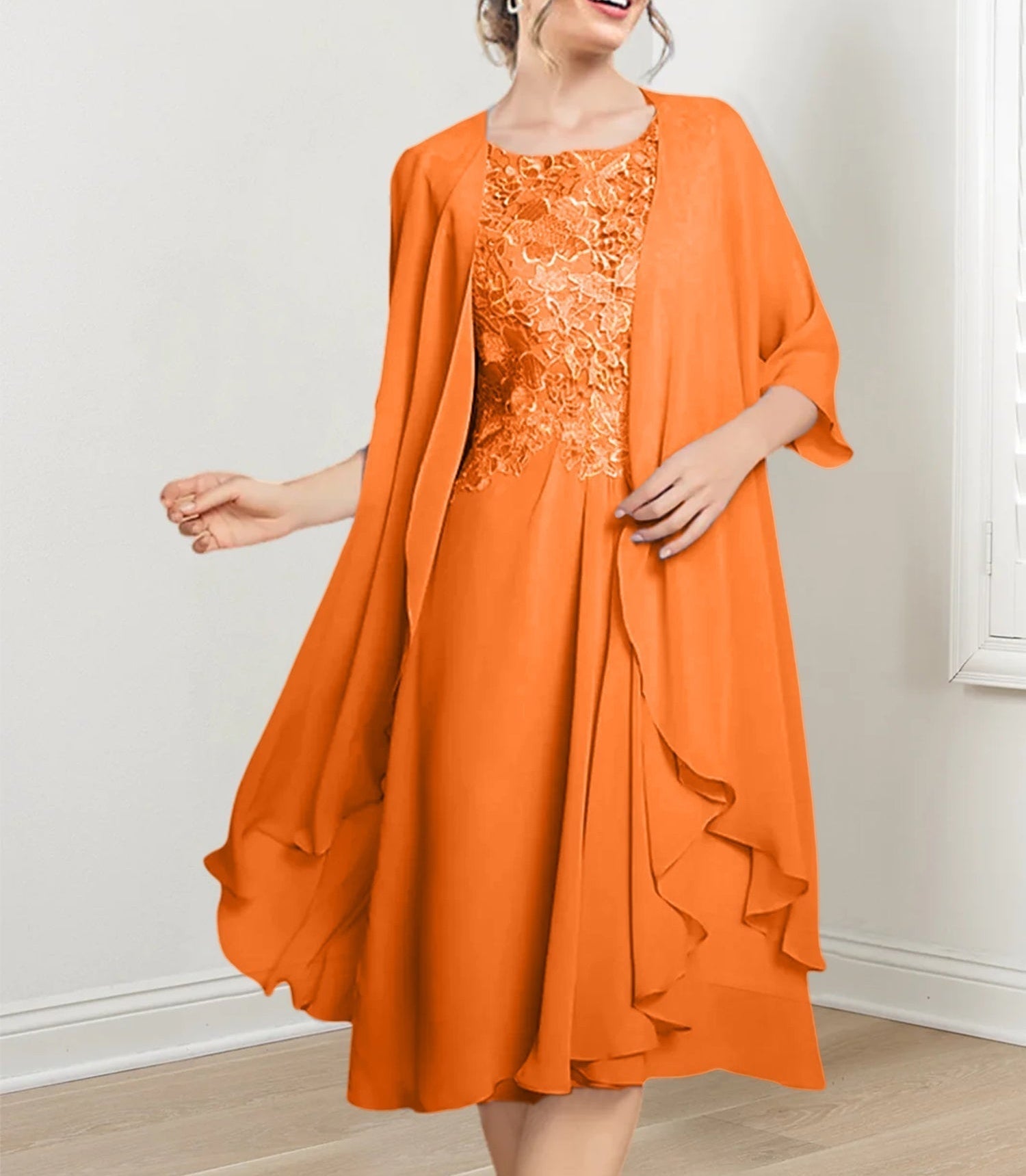 A-Line/Princess Scoop Knee-Length Mother of the Bride Dresses