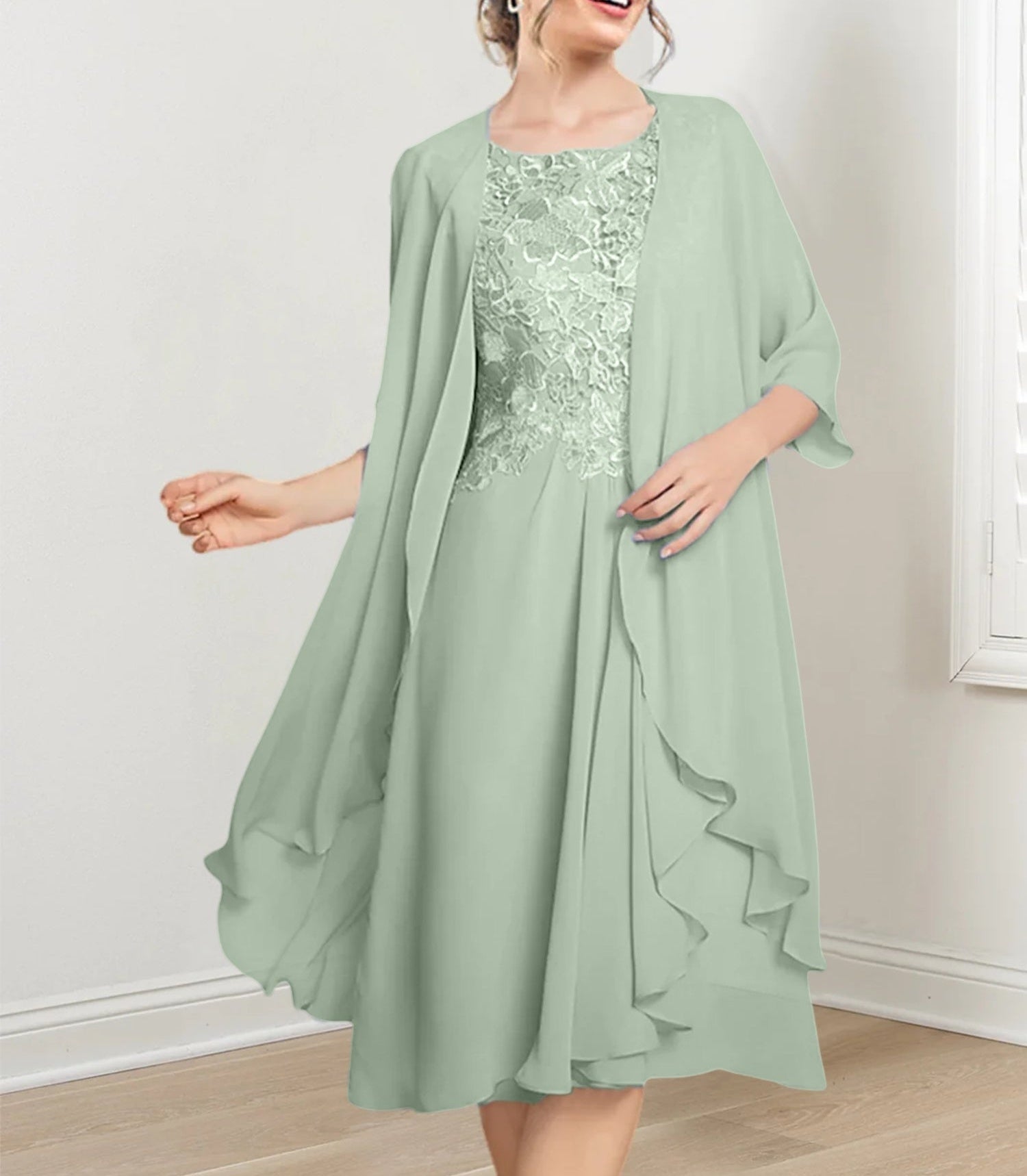 A-Line/Princess Scoop Knee-Length Mother of the Bride Dresses