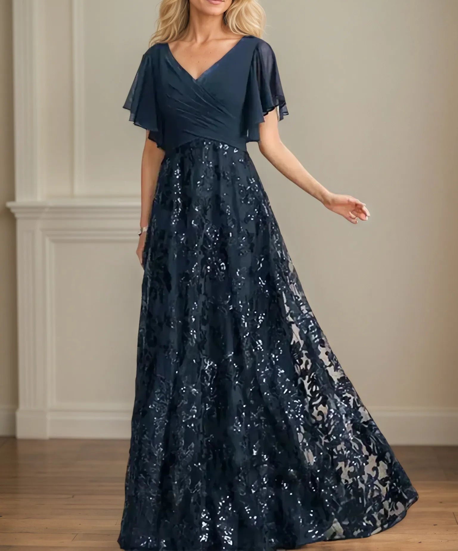 A Line V Neck Short Sleeve Chiffon Mother of the Bride Dress With Appliques