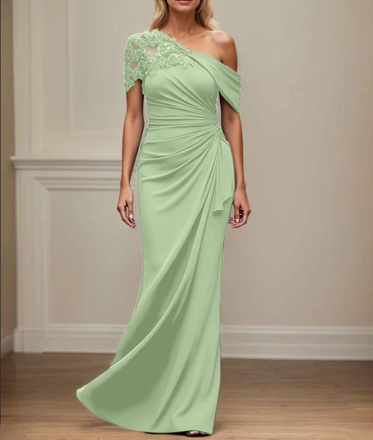 Trumpet/Mermaid Asymmetrical Mother of the Bride Dress with Appliques