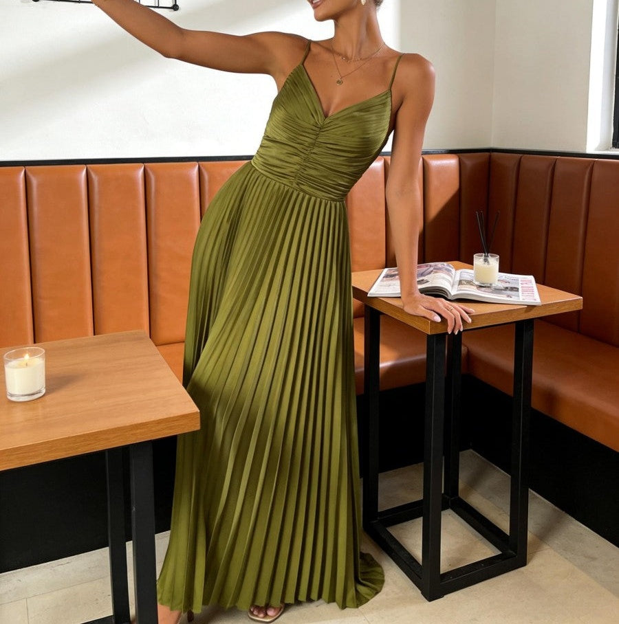 A-Line/Princess Spaghetti Strap V-Neck Pleated Satin Long Prom Dresses