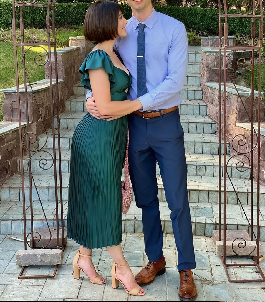 A-Line/Princess Short Sleeves Cutout Floor-Length Prom Dresses