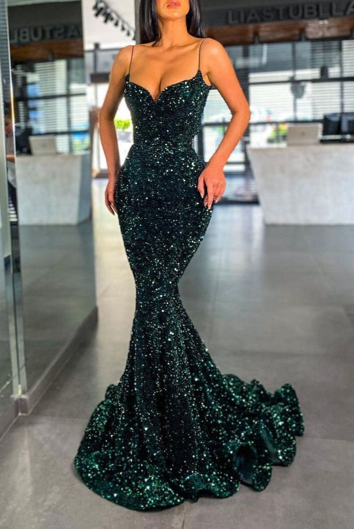 Chic Spaghetti-Straps Green Sequins Prom Dress Mermaid Long Party Gowns