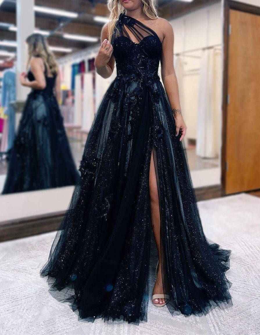 Gorgeous Long Black One Shoulder A-line Lace Prom Dress Split Online