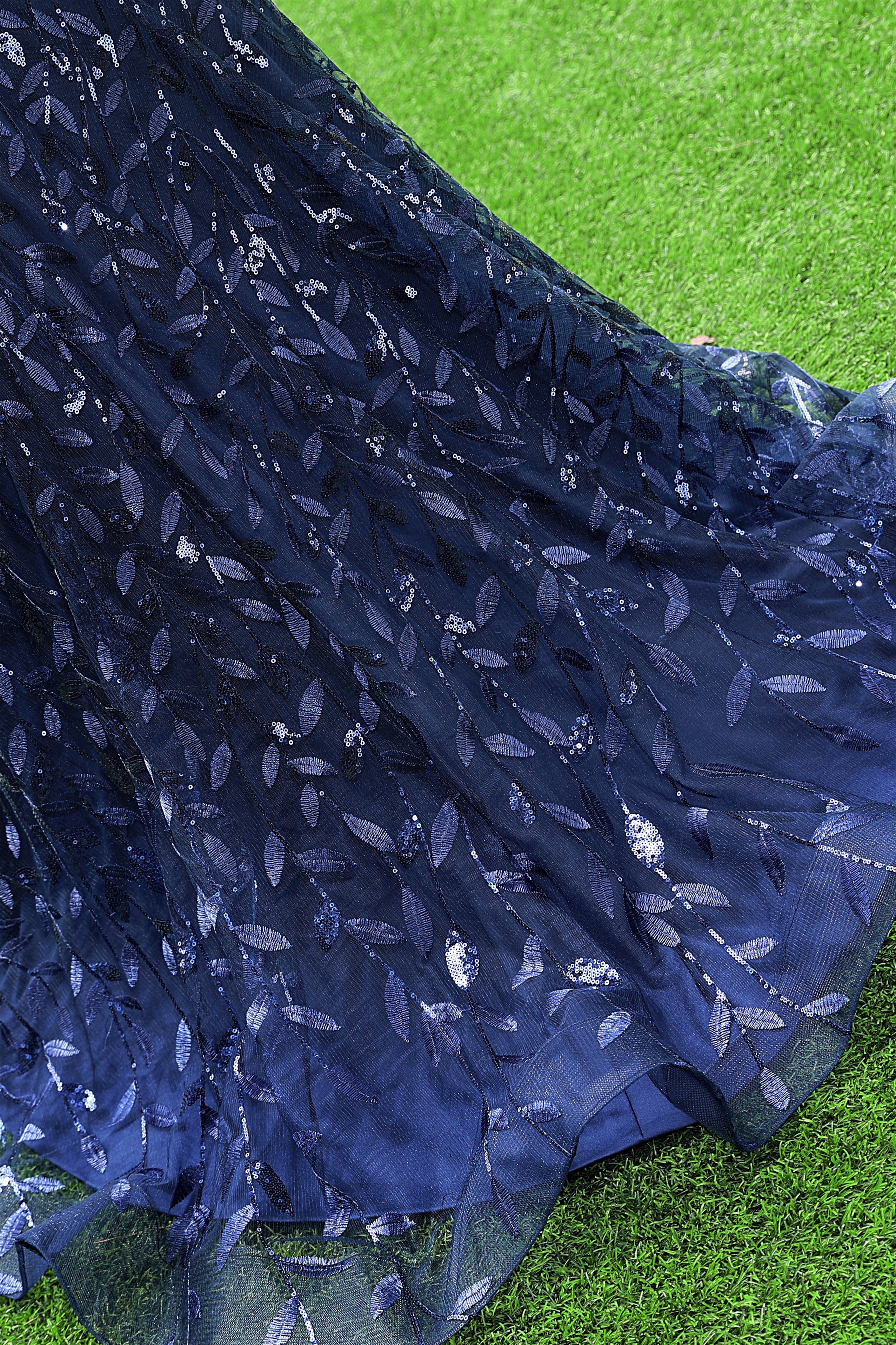 Navy Blue Mermaid V-neck Straps Sequin Lace Prom Dresses