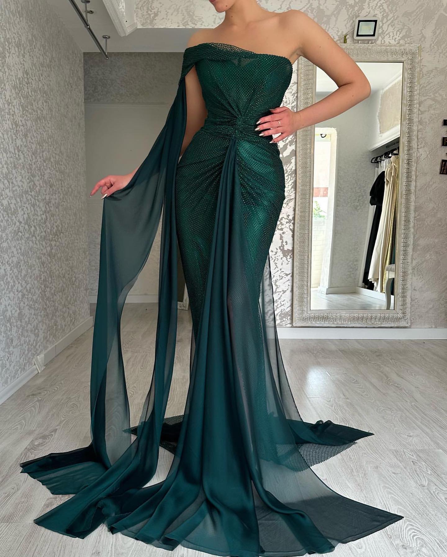 Classy Long Dark Green Mermaid Sleeveless Prom Dresses Long Slit Online