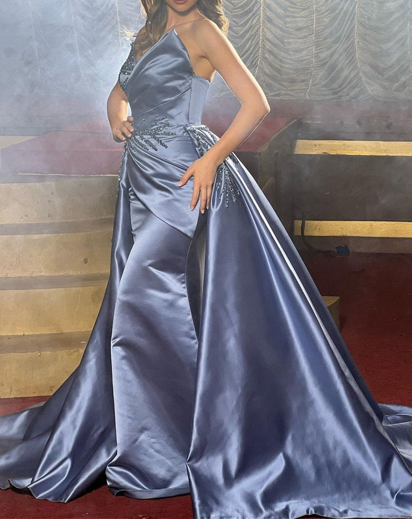 Charming Sleeveless A Line Prom Dresses with Beads