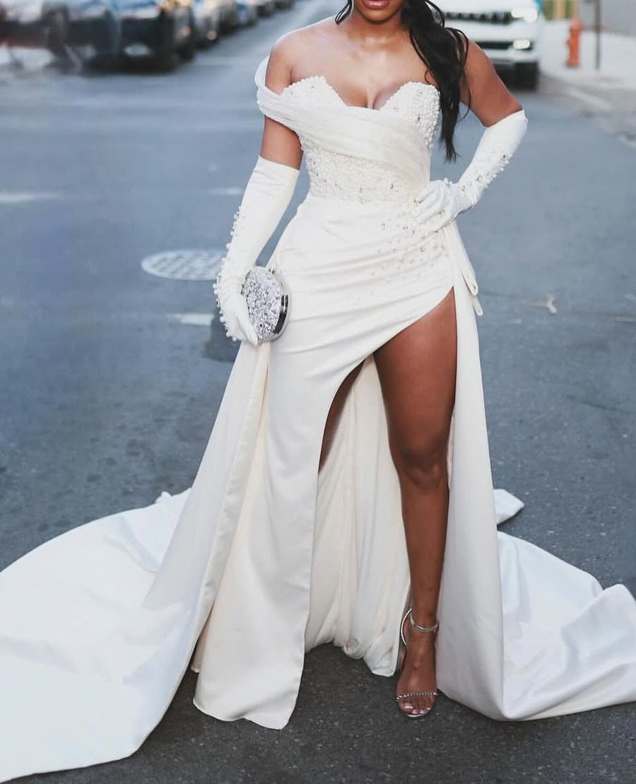 Sweetheart Ivory Beaded Ivory High Split Court Train Prom Dresses