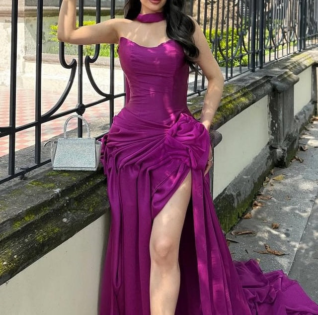 Classy Orchid Sweetheart Prom Dresses Satin Sleeveless High Slit With Pleats