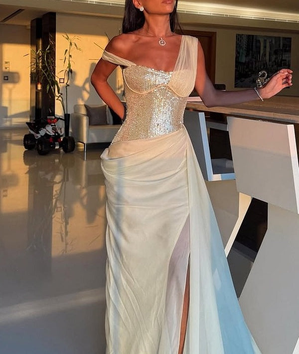 Gorgeous Daffodil Asymmetrical Sequins One Shoulder Prom Dresses With High Slit Ruffle