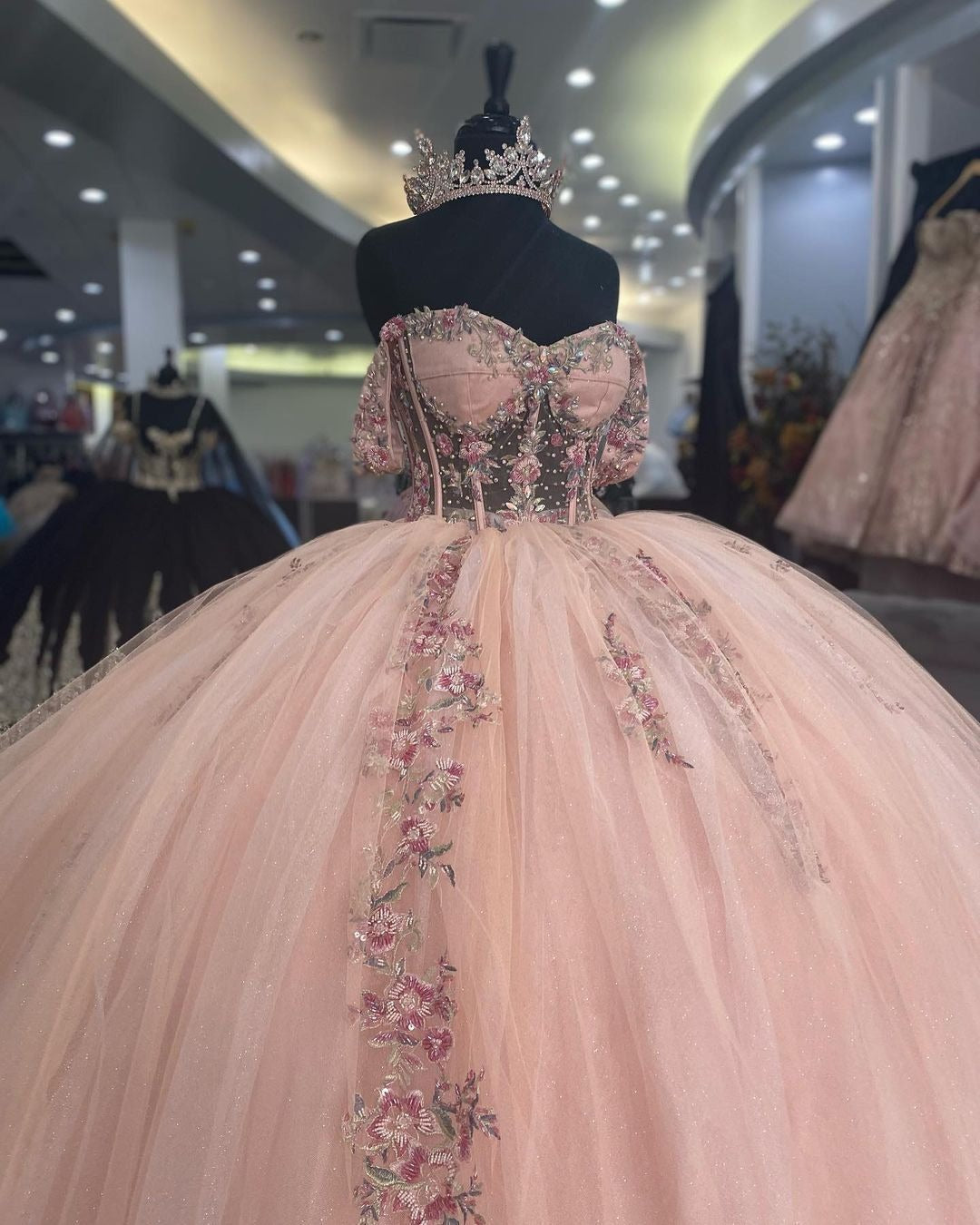 Classic Ball Gown Sweetheart Neck Off Shoulder Sleeveless Flower Lace Appliques Baby Pink Tulle Princess Prom Dresses Party Gown Quinceanera Dress for Sweet 16 Dress