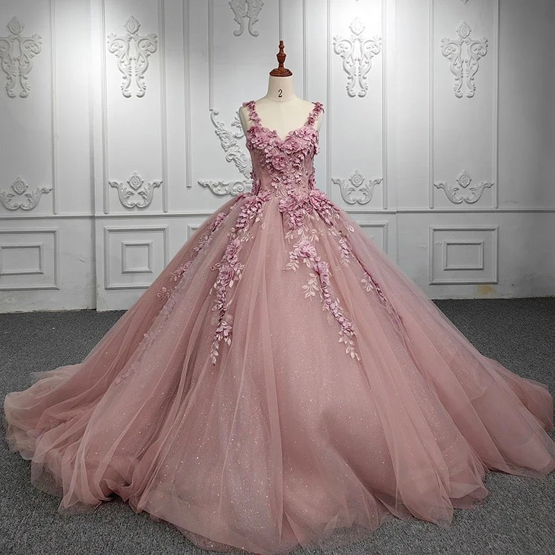 Cute & Chic Ball Gown Off Shoulder Straps 3D Flower Lace Appliques Rose Pink Tulle Quinceanera Dress for Sweet 16