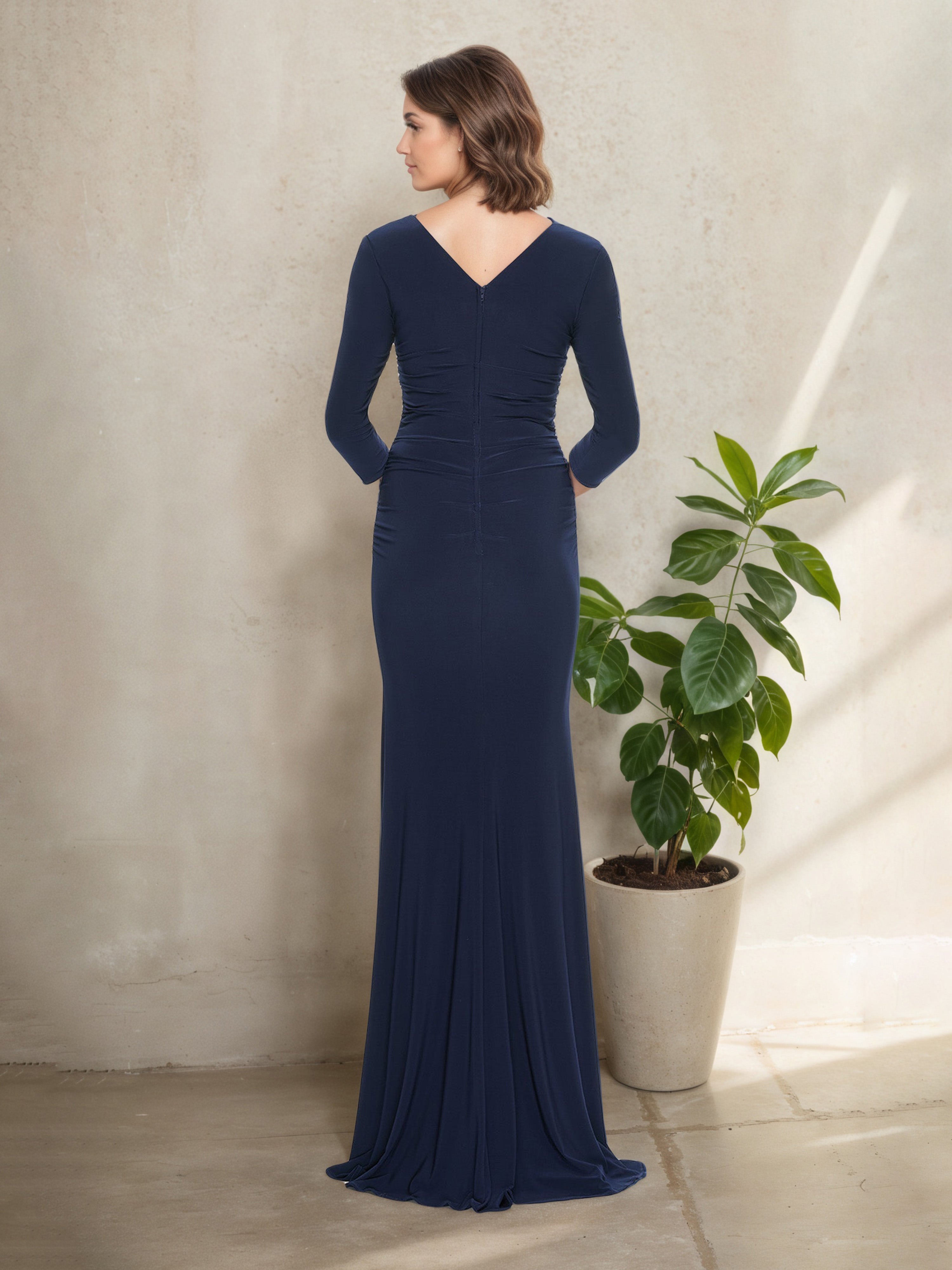 Dark Navy Floor-Length Sheath/Column Mother of the Bride Dress with Square Neckline
