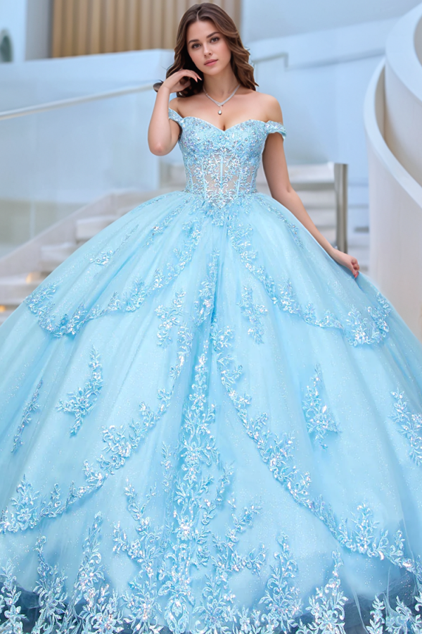 Elegant Ball Gown Off Shoulder Sleeveless Fully Appliques Lace Up Tiered Bow Knot Baby Blue Tulle Quinceanera Dress Birthday Party Dress for Sweet 16