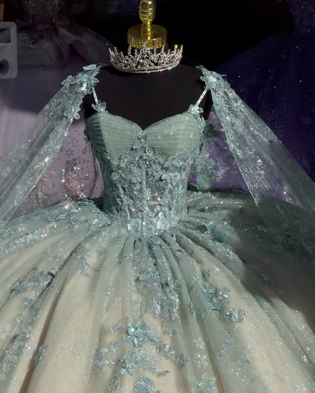 Ball Gown Spaghetti Straps Sweetheart Neck Lace Appliques Beaded Mint Green Tulle Quinceanera Dresses Birthday Prom Dresses Gown for Sweet 16
