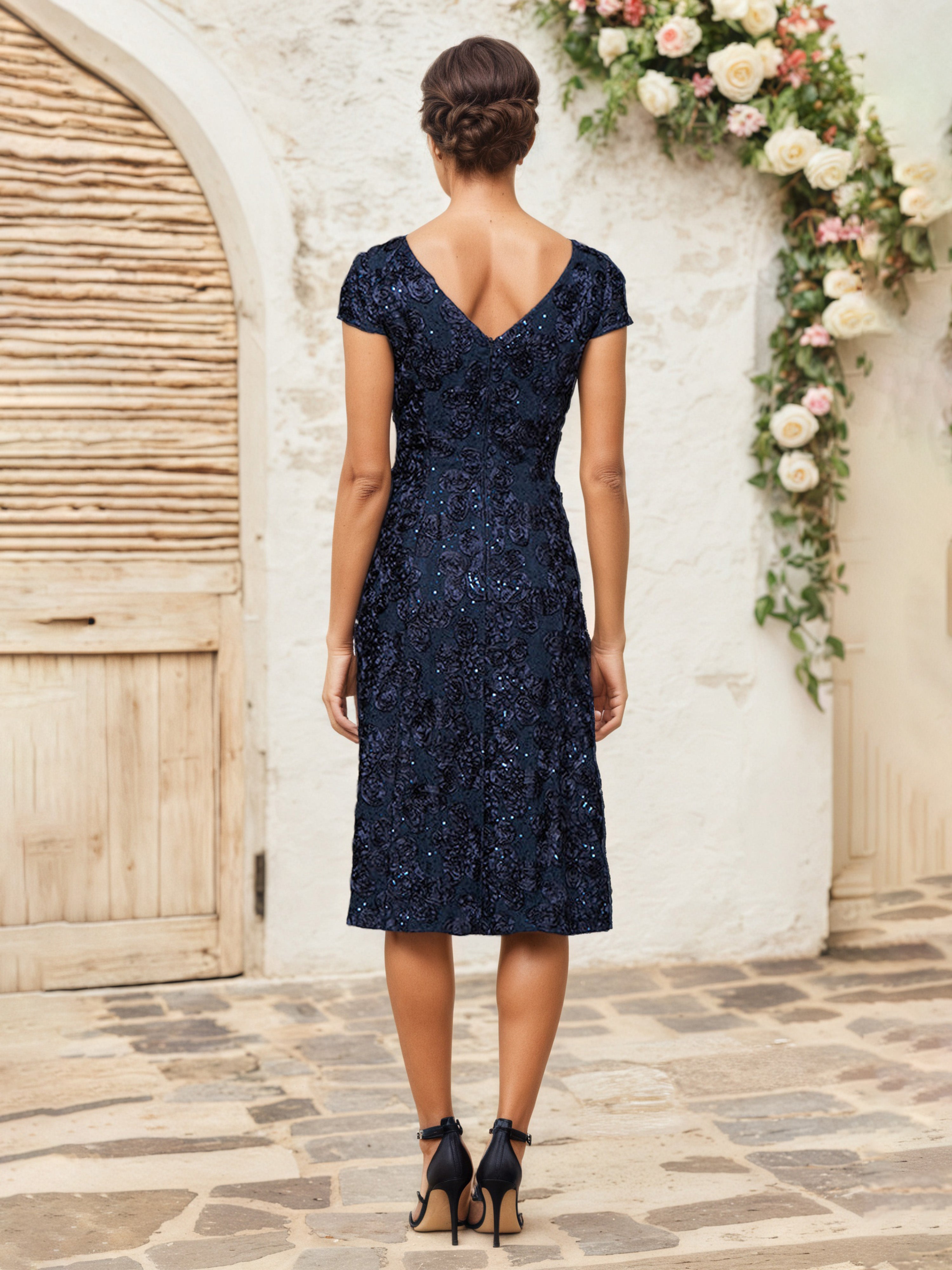 Dark Navy A-Line Cap Sleeves Lace Appliques Knee Length Mother Of Bride Dress