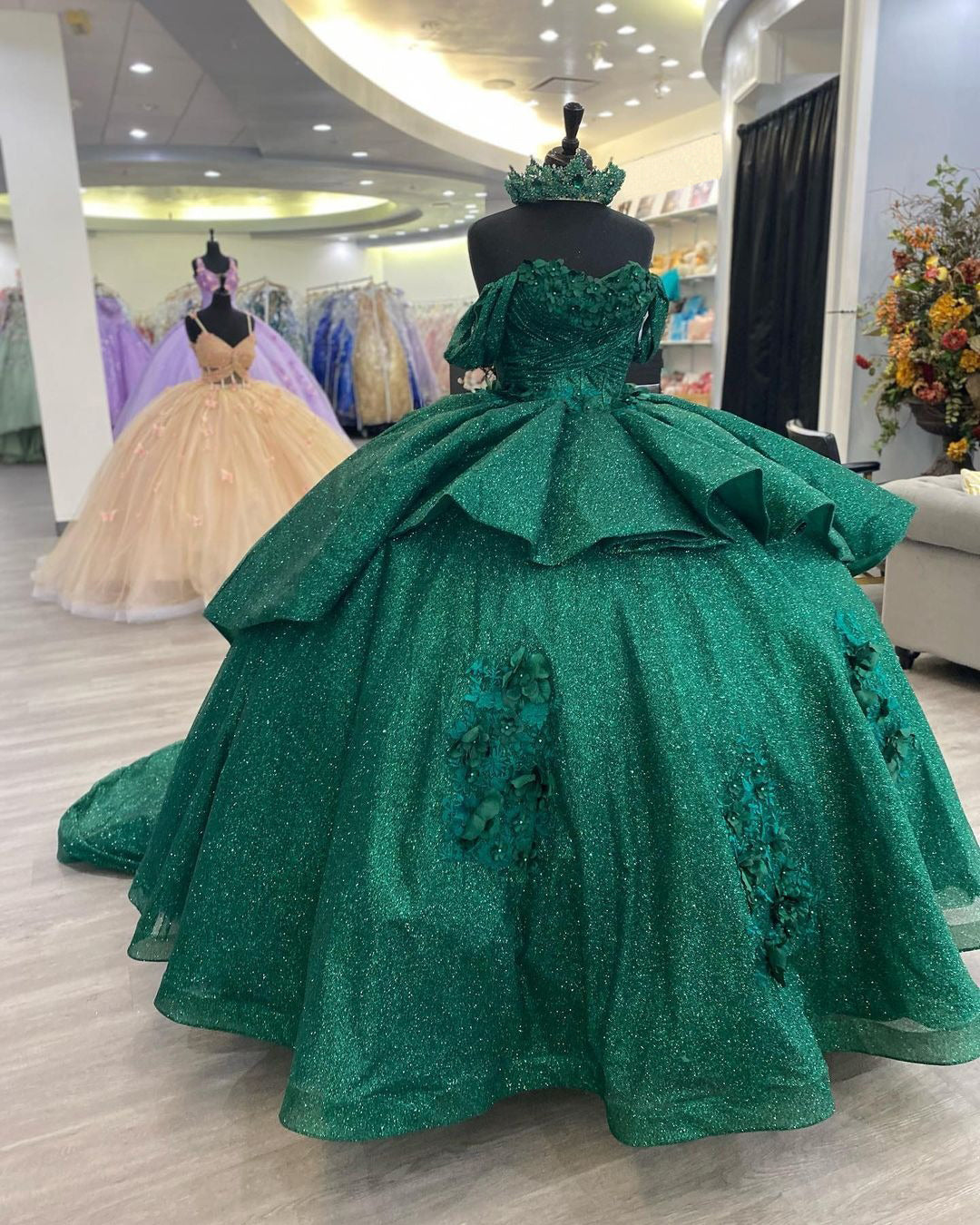 Elegant Ball Gown Off Shoulder 3D Flower Appliques Dark Green Tulle Birthday Party Gown Quinceanera Dress for Sweet 16 Dress