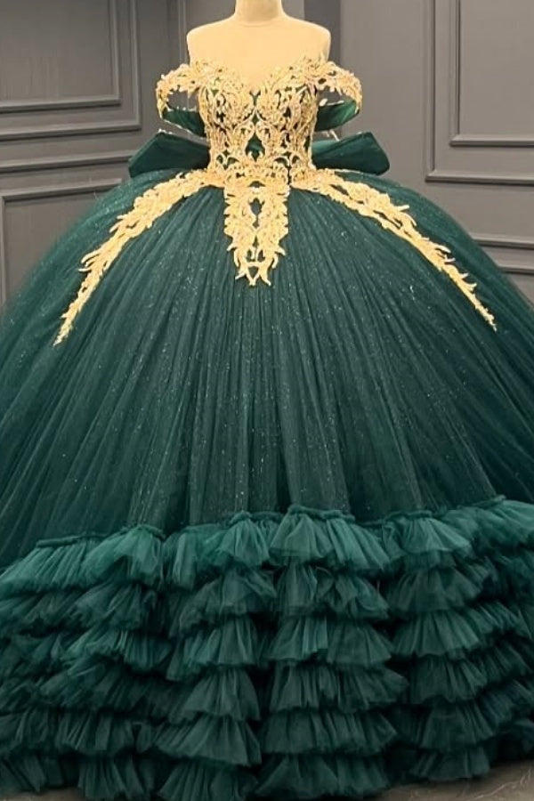 Ball Gown Off Shoulder Sleeveless Gold Appliques Ruffles Tiered Bow Knot Lace Up Sparkly Dark Green Tulle Quinceanera Dress Formal Evening Party Dress for Sweet 16