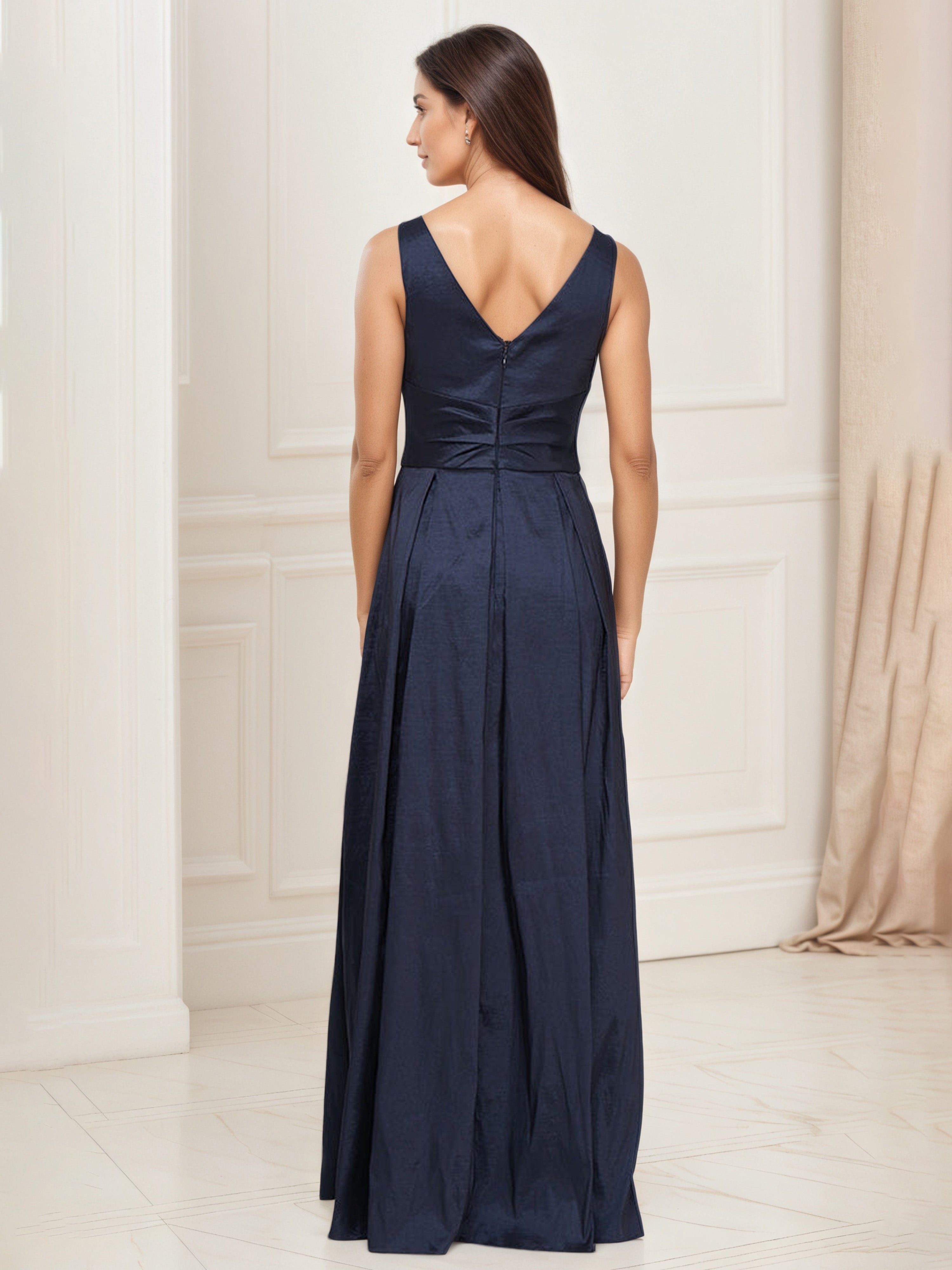 Dark Navy A-Line V-Neck Sleeveless Mother of the Bride Dress with Pockets