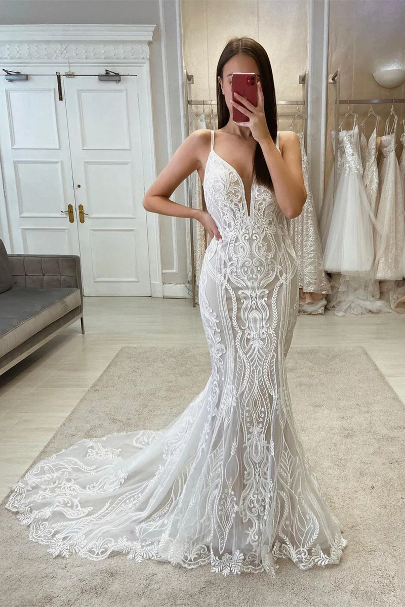 Chic Spaghetti Straps Boho Lace Long Wedding Dress Chic Spaghetti Straps Boho Lace Long Wedding Dress