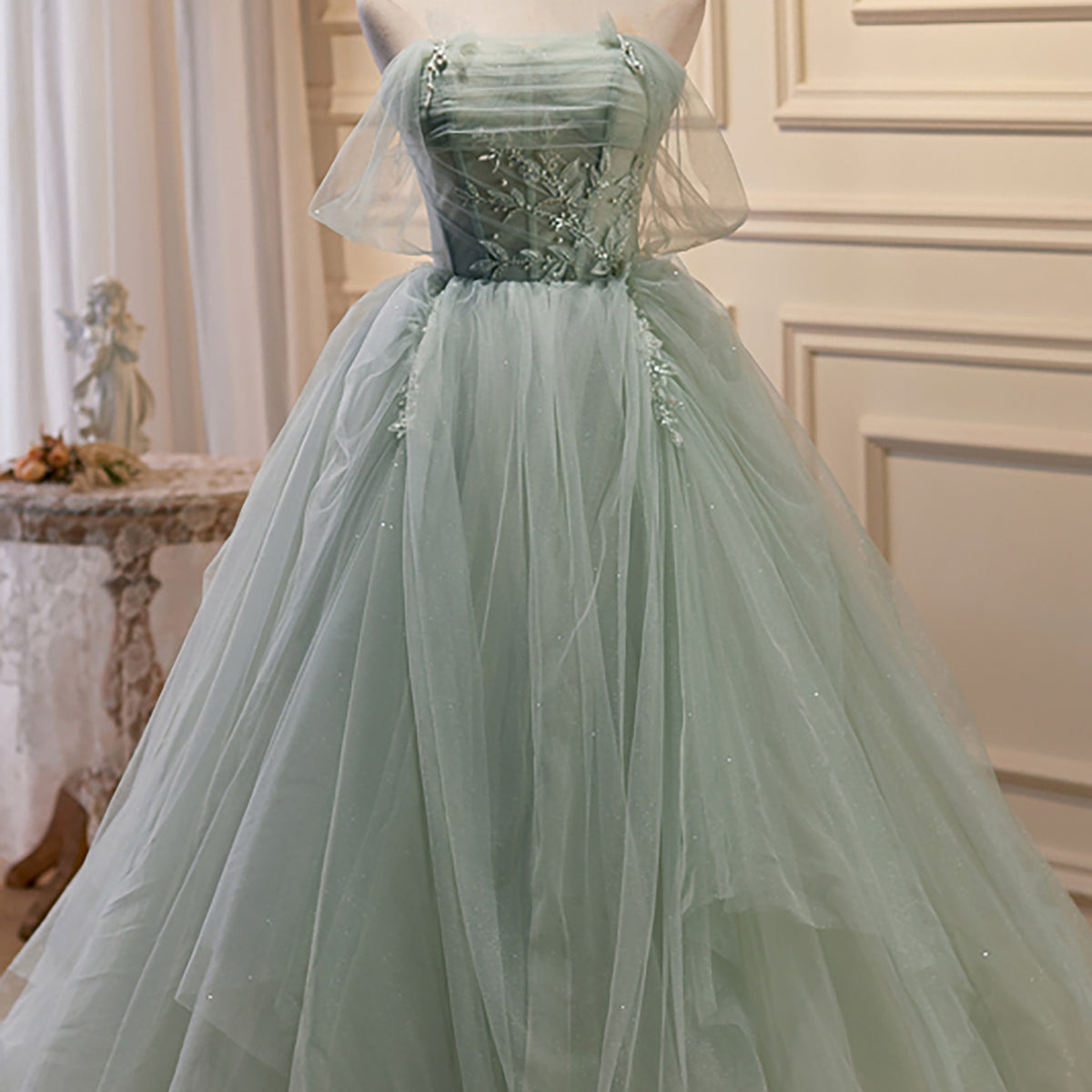 Elegant Green Strapless Evening Gown Off The Shoulder Tulle Prom Dresses