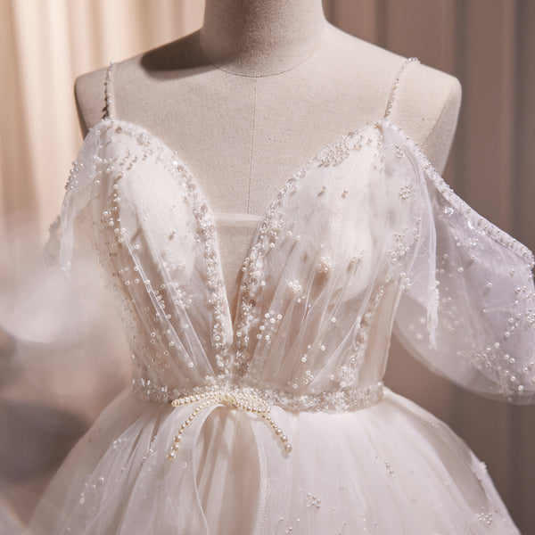 A-line V Neck Spaghetti Straps Tulle Homecoming Dress main image 0