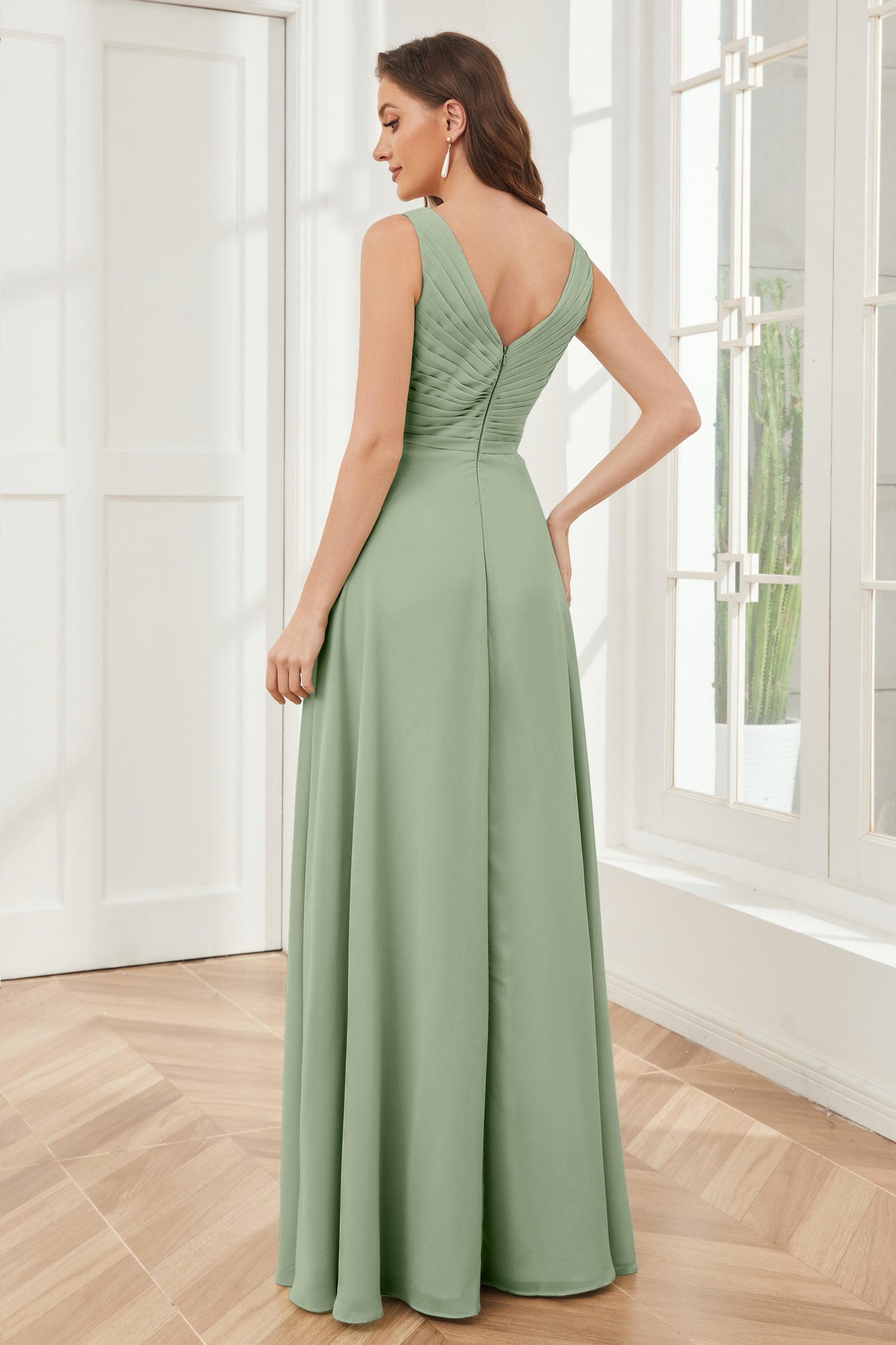 A-line Floor-length V-neck Sleeveless Long Chiffon Bridesmaid Dresses, BD0619