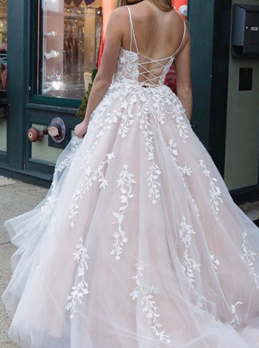 Pretty Long Prom Dresses Lace Appliques Princess Dresses