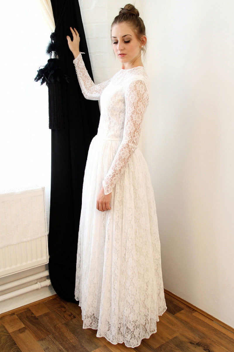 Elegant Long Sleeves Lace A Line Wedding Dresses