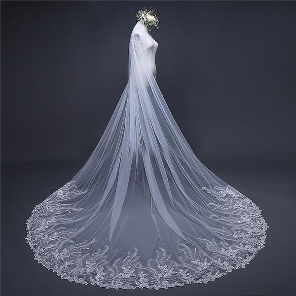 Chic Appliques Veil Long Tulle With Sequined Wedding Veil