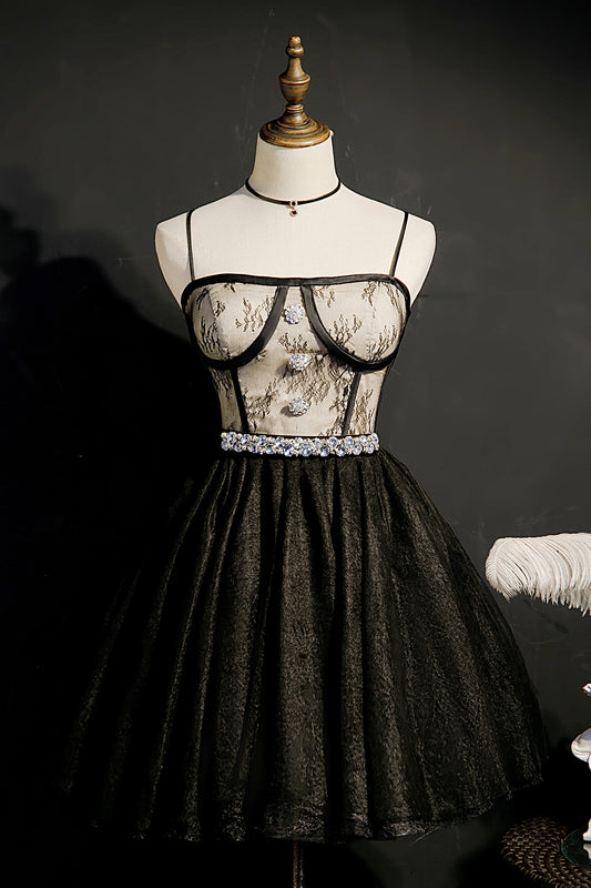 Chic Black Lace Spaghetti Straps Tulle Short Homecoming Dress