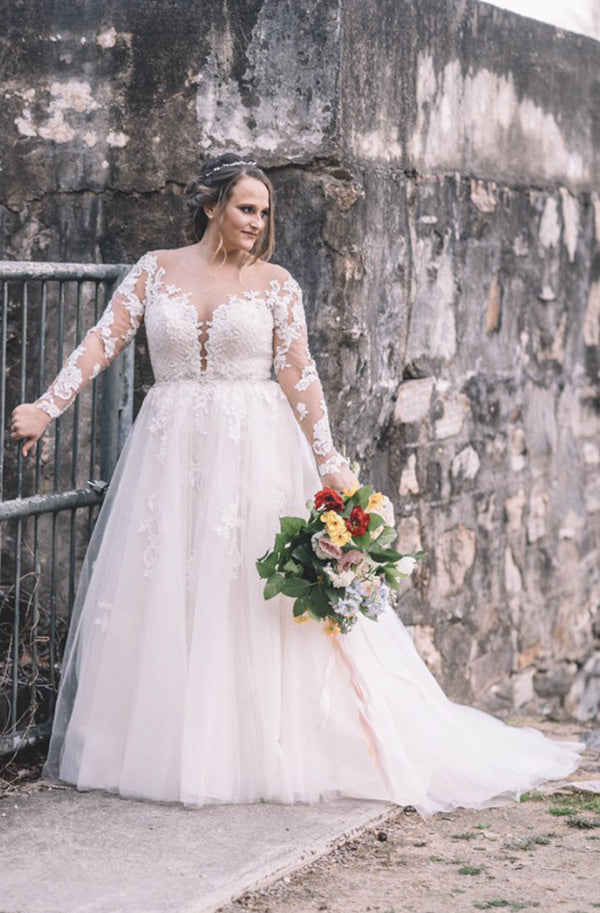 Ombreprom Wedding Dress Elegant A Line Long Sleeves Plus Size Lace Wedding Gown