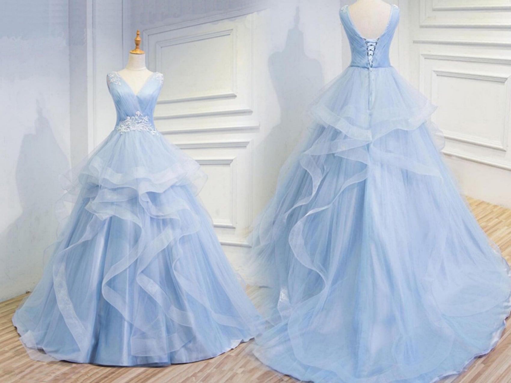 Sweetheart Baby Blue Organza V neck Ruffles Appliques Wedding Gowns