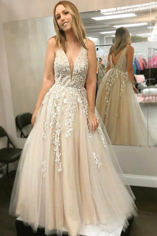 Elegant Sleeveless A-line Straps Lace Appliques Long Prom Dress