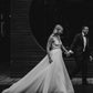 Charming V Neck Sleeveless Lace Wedding Dresses with Appliques