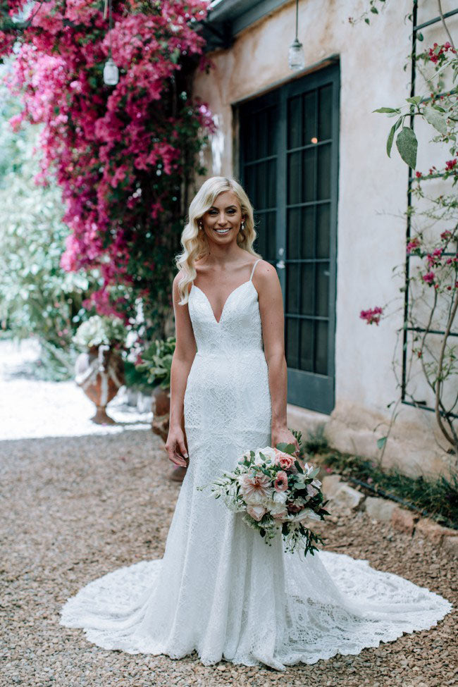 Delicate Spaghetti Straps V Neck Lace Wedding Dresses