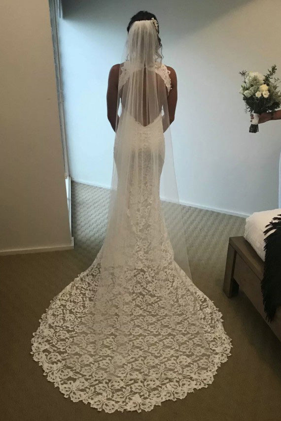 Elegant Open Back Long Lace Wedding Dresses with Split Side
