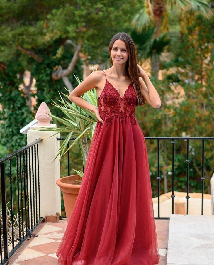 Beautiful Spaghetti Straps Long Burgundy Lace Tullle Flowy Prom Dresses