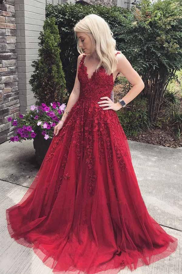 Pretty Burgundy V-neck Long Tulle Prom Dresses With Appliques