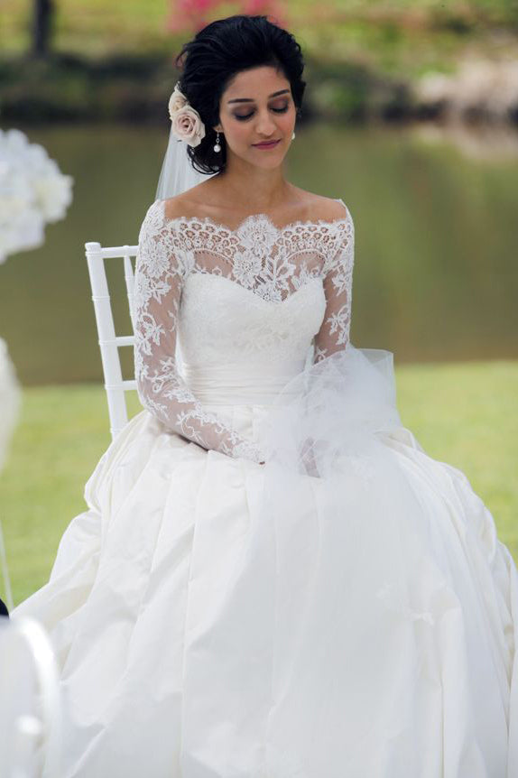 Off Shoulder Bridal Gown Long Sleeves Wedding Dresses