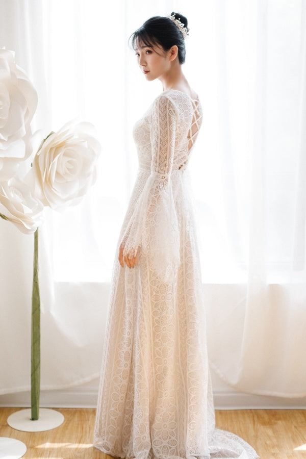 Bohemia Simple Elegant Lace Beach Wedding Dresses With Long Sleeves