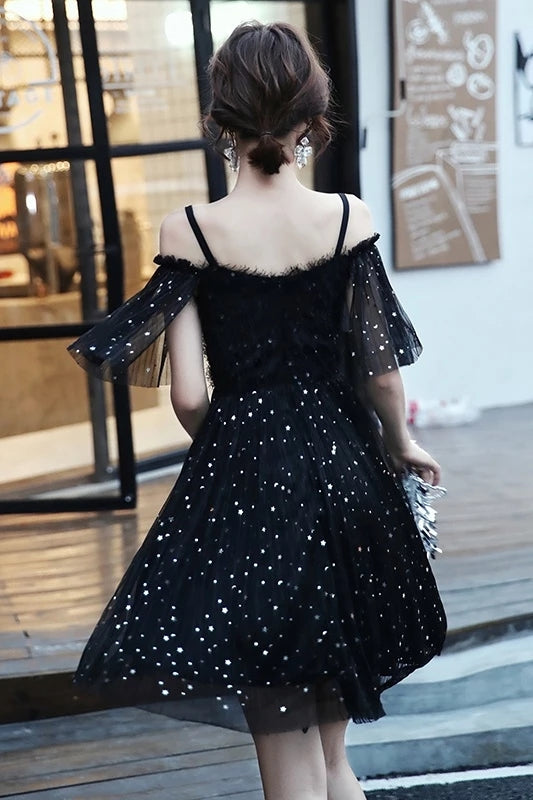 Charming Black Short Modest Cocktail Dresses Homecoming Dresses