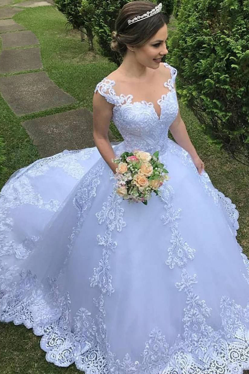 Gorgeous Tulle Ball Gown Lace Wedding Dresses with Appliques