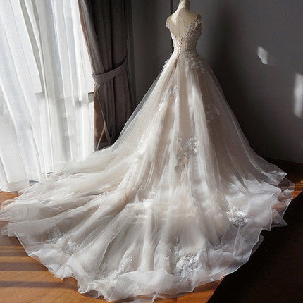 Ball Gown Off Shoulder Sweetheart Appliques Beading Tulle Wedding Dresses - Ombreprom