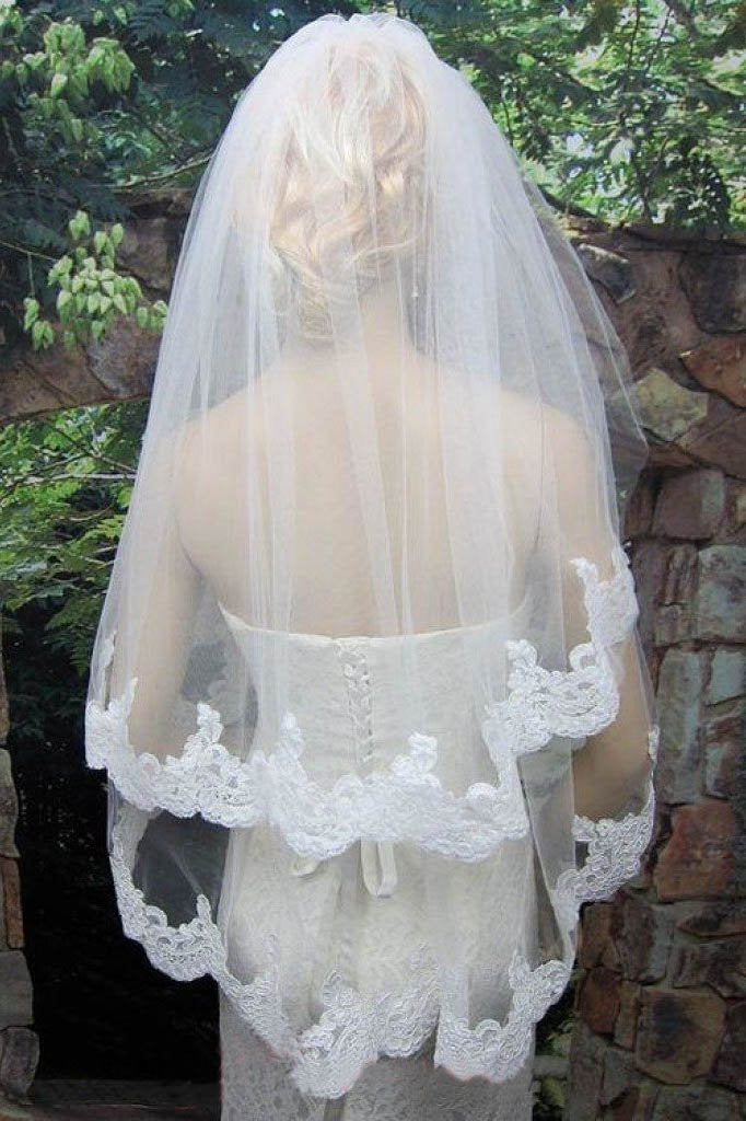 Elegant 2T Tulle Lace With Applique Wedding Veils