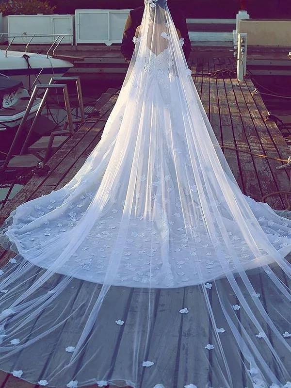 https://www.ombreprom.com/cdn/shop/products/white-wedding-veils-applique-cathedral-veil-acc1004-sheergirlcom_1445x.jpg?v=1542101486